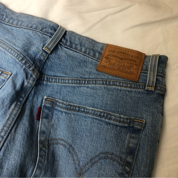 Levi’s Premium Ribcage Straight Ankle Jeans Size 29 Small Rip High waisted - Picture 10 of 14